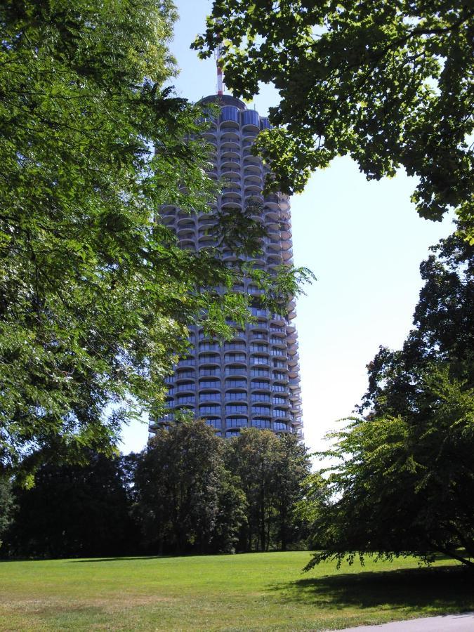 Augsburg Hotelturm Kültér fotó