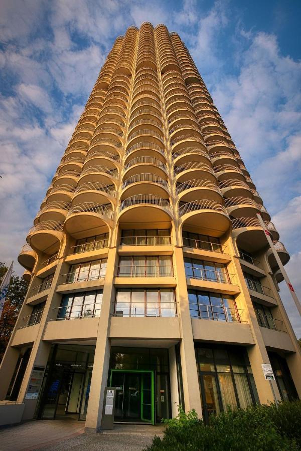 Augsburg Hotelturm Kültér fotó